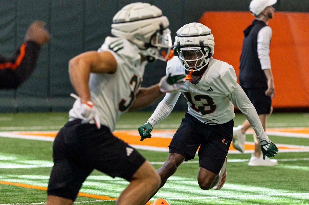 Former Arizona/Miami cornerback transfers to UVA