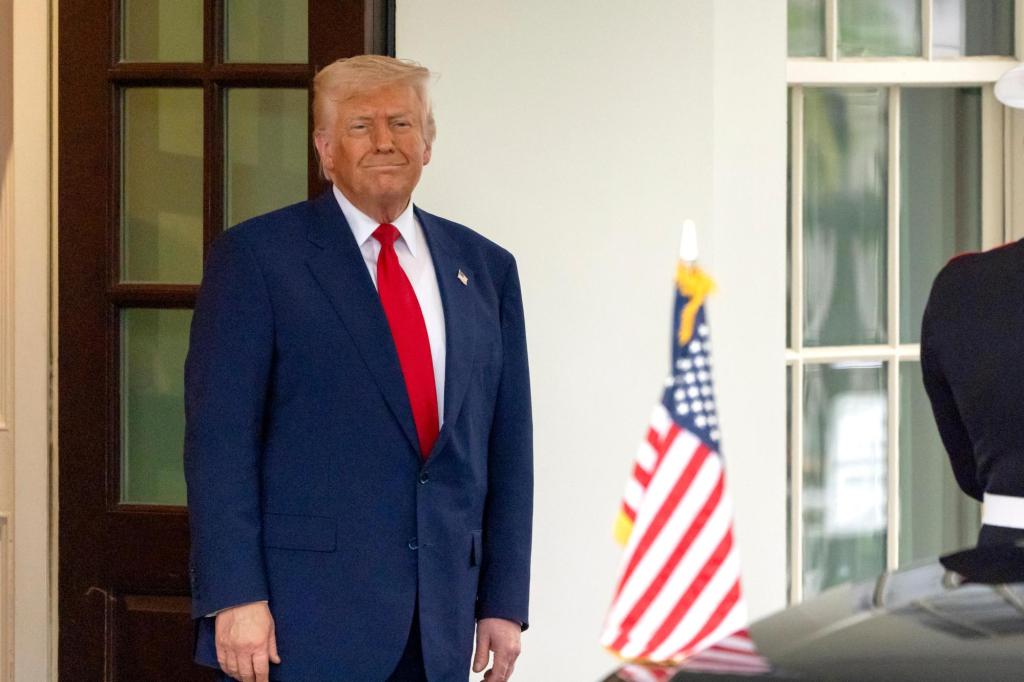 Trump administration is having early talks to hold a military parade in nation’s capital on June 14