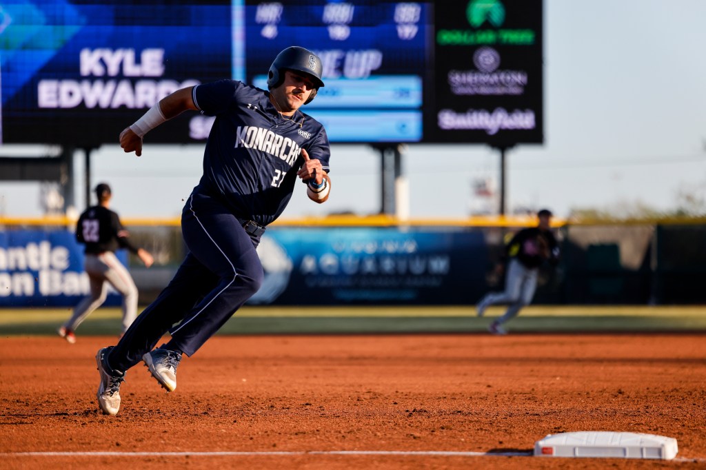 No. 8 Coastal Carolina batters ODU bullpen